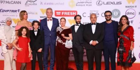 نجوم
الفن
بصحبة
عائلاتهم
على
السجادة
الحمراء
بمهرجان
القاهرة
السينمائي