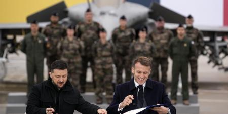 بالبلدي: الإليزيه يعلن عن صفقة أسلحة فرنسية لأوكرانيا تشمل 100 مقاتلة رافال