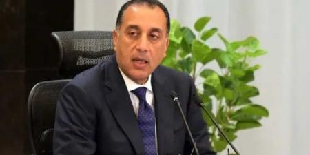 مجلس
الوزراء:
الانتهاء
من
تجهيز
جميع
المطارات
بنهاية
2026
لاستقبال
الزيادة
المتوقعة
في
الحركة
السياحية