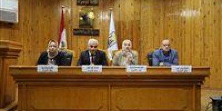 بالبلدي : عاجل..
      ننشر
      خطة
      «تعليم
      القاهرة»
      الشاملة
      للاستعداد
      للانتخابات
      البرلمانية
      2025