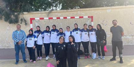 بالبلدي: منتخب
      جامعة
      طنطا
      لكرة
      اليد
      للطالبات
      يحصد
      المركز
      الثاني
      في
      دوري
      الجامعات
      المصرية