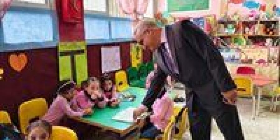 بالبلدي: وكيل
      "تعليم
      القاهرة"
      يتفقد
      عددًا
      من
      مدارس
      "إدارة
      المرج"
      لمتابعة
      سير
      العملية
      التعليمية