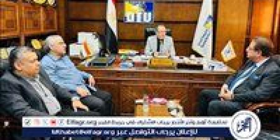 بالبلدي: بحث
      سبل
      التعاون
      المشترك
      بين
      جامعتى
      الدلتا
      التكنولوجية
      وبنها
      الأهلية