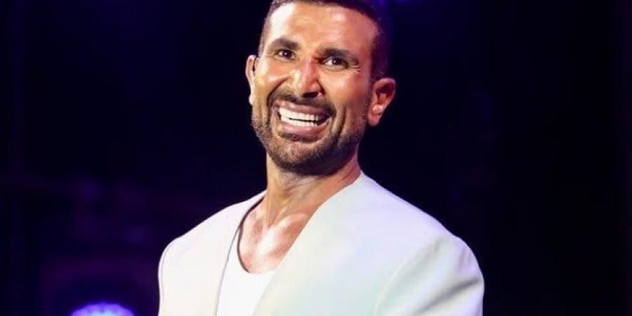 بالبلدي : بمشاركة
      آدم..
      أحمد
      سعد
      يستعد
      لحفل
      غنائي
      في
      الكويت