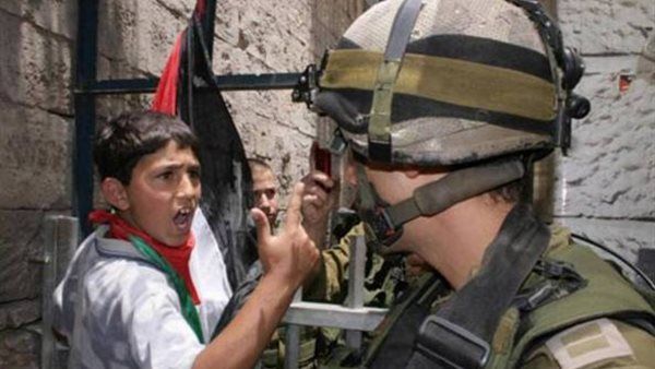 طفل فلسطيني قوي
