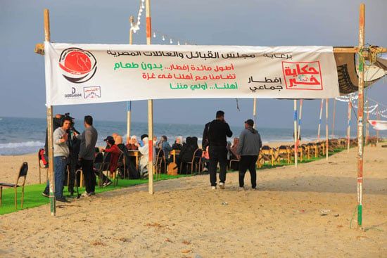 مجلس القبائل والعائلات المصرية ينظم أطول مائدة إفطار بدون طعام (20)
