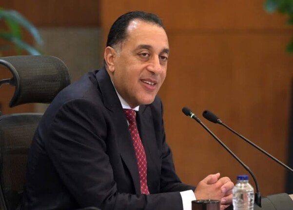 رئيس الوزراء يهنئ الشعب المصري وشعوب الأمتين العربية والإسلامية بمناسبة العام الهجري الجديد