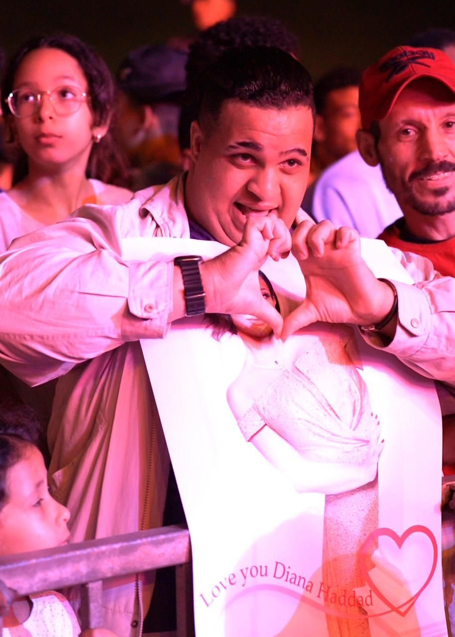 5e256c3d15.jpg
