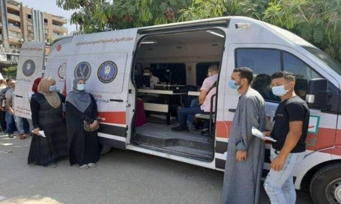 الداخلية تيسر إجراءاتها على المواطنين الراغبين في الحصول على الخدمات الشرطية الداخلية تيسر إجراءاتها على المواطنين الراغبين في الحصول على الخدمات الشرطية