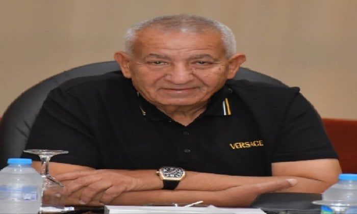 رئيس المصري يجتمع باللجنة العليا لتوثيق تراث النادي رئيس المصري يجتمع باللجنة العليا لتوثيق تراث النادي