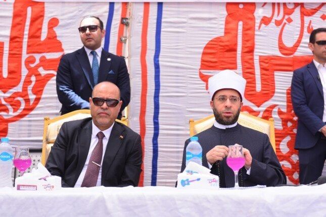 وزيرا العمل والأوقاف يؤكدان على أهمية الارتقاء بالخدمات المقدمة لأبناء الوطن وزيرا العمل والأوقاف يؤكدان على أهمية الارتقاء بالخدمات المقدمة لأبناء الوطن