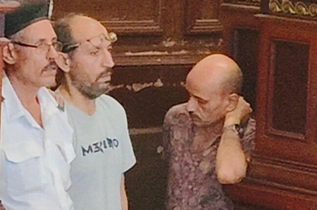 بعد التأكد من سلامة قواه العقلية.. انسحاب هئية الدفاع من قضية «سفاح الإسكندرية» بعد التأكد من سلامة قواه العقلية.. انسحاب هئية الدفاع من قضية «سفاح الإسكندرية»