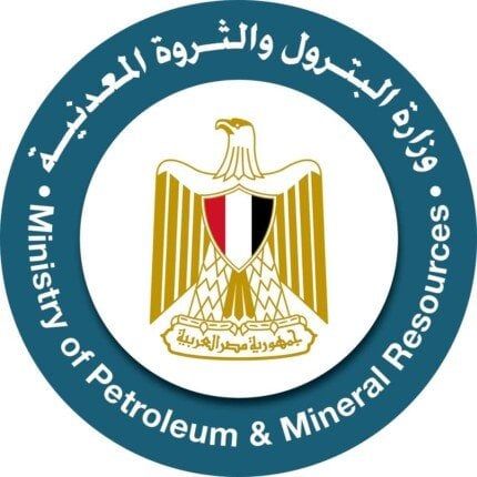 مصرع شخصين وإنقاذ 24 آخرين في غرق حفار بترول بالبحر الأحمر مصرع شخصين وإنقاذ 24 آخرين في غرق حفار بترول بالبحر الأحمر