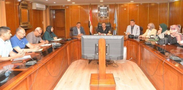 محافظ أسيوط يعقد اجتماعًا لبحث الاستعدادات لتنفيذ مبادرة سكن كريم محافظ أسيوط يعقد اجتماعًا لبحث الاستعدادات لتنفيذ مبادرة سكن كريم