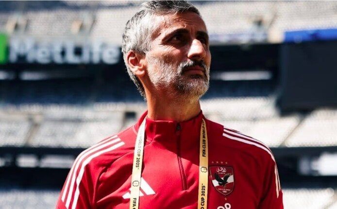 خوسيه ريبيرو يرفض ضم ظهير أيمن للأهلي خوسيه ريبيرو يرفض ضم ظهير أيمن للأهلي