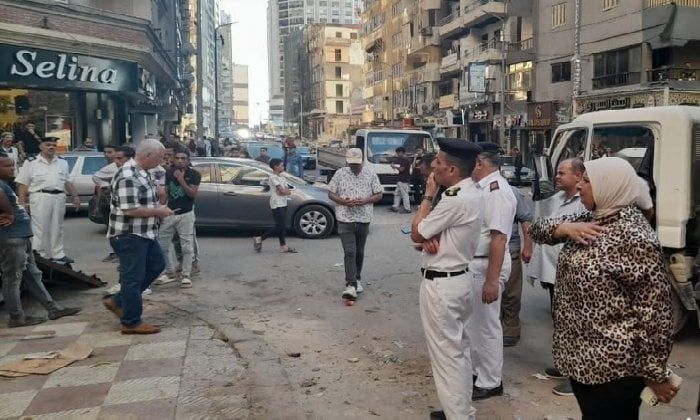 حي منتزة أول بالإسكندرية يشن حمالات مكبرة لإزالة الإشغالات والتعديات حي منتزة أول بالإسكندرية يشن حمالات مكبرة لإزالة الإشغالات والتعديات