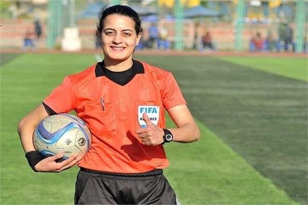 شاهندا المغربي حكماً لمباراة السنغال والكونغو الديمقراطية في كأس أفريقيا للكرة النسائية شاهندا المغربي حكماً لمباراة السنغال والكونغو الديمقراطية في كأس أفريقيا للكرة النسائية