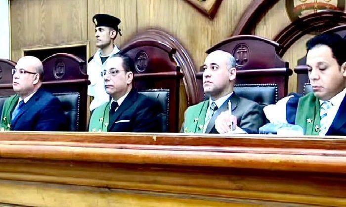 لرفضها زواج ابنتها منه.. جنايات الزقازيق تنظر محاكمة المتهم بقتل ربة منزل بالشرقية لرفضها زواج ابنتها منه.. جنايات الزقازيق تنظر محاكمة المتهم بقتل ربة منزل بالشرقية