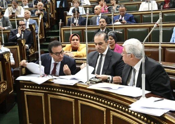 يتراوح بين 200% و600%.. «النواب» يوافق على صرف حافز المناطق النائية للمهن الطبية يتراوح بين 200% و600%.. «النواب» يوافق على صرف حافز المناطق النائية للمهن الطبية