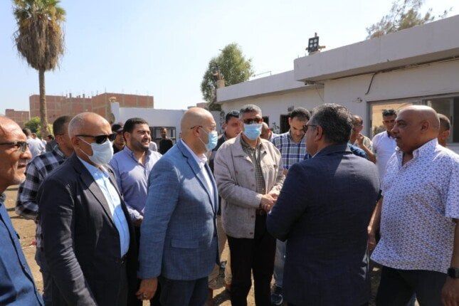 محافظ الجيزة يتفقد محطة المناولة الوسيطة لتجميع المخلفات بمنطقة البراجيل بمركز أوسيم محافظ الجيزة يتفقد محطة المناولة الوسيطة لتجميع المخلفات بمنطقة البراجيل بمركز أوسيم