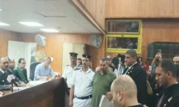 رفع جلسة محاكمة مالك وسائق السيارة المتسببة فى وفاة 18 فتاة على الإقليمي رفع جلسة محاكمة مالك وسائق السيارة المتسببة فى وفاة 18 فتاة على الإقليمي