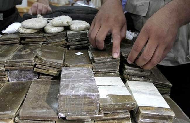 الميديا فضحتهم.. تحقيقات مع عصابة تجارة الكيف في السلام الميديا فضحتهم.. تحقيقات مع عصابة تجارة الكيف في السلام