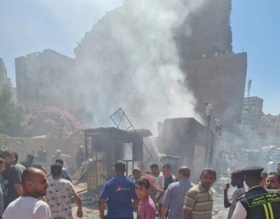 السيطرة على حريق اندلع بكشك في شارع فيصل السيطرة على حريق اندلع بكشك في شارع فيصل