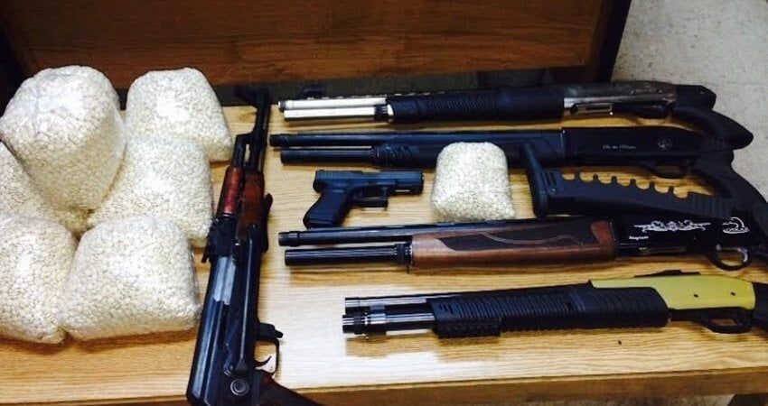 7 قضايا.. مداهمات أمنية متتالية ضد تجار الكيف والسلاح بدمياط وأسوان 7 قضايا.. مداهمات أمنية متتالية ضد تجار الكيف والسلاح بدمياط وأسوان