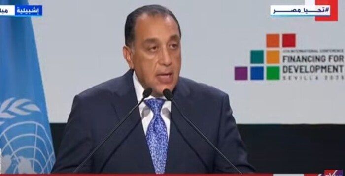 مدبولي: مصر لن تسمح بالضرر في حقها الخاص بمياه نهر النيل مدبولي: مصر لن تسمح بالضرر في حقها الخاص بمياه نهر النيل