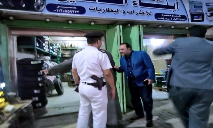 حملة مكبرة لتطبيق المواعيد الصيفية لفتح وغلق المحال التجارية بسوهاج حملة مكبرة لتطبيق المواعيد الصيفية لفتح وغلق المحال التجارية بسوهاج