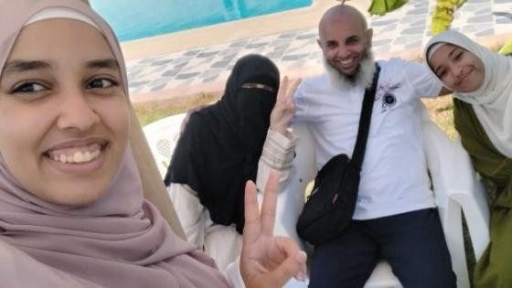 سوف أقبل أقدامهم.. أب يطالب بناته بالعودة للمنزل بكلمات مؤثرة – القاهرة تايمز