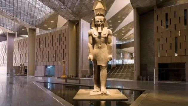 المتحف المصري الكبير