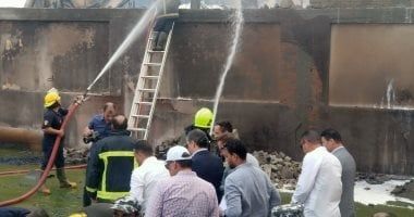 مكافأة 100 ألف جنيه لفريق الحماية المدنية بعد اخماد حريق مصنع بالمنوفية مكافأة 100 ألف جنيه لفريق الحماية المدنية بعد اخماد حريق مصنع بالمنوفية