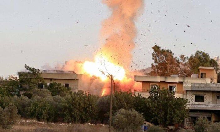 مقتل وإصابة 13 شخصًا إثر انفجار بمصنع للألعاب النارية في باكستان مقتل وإصابة 13 شخصًا إثر انفجار بمصنع للألعاب النارية في باكستان