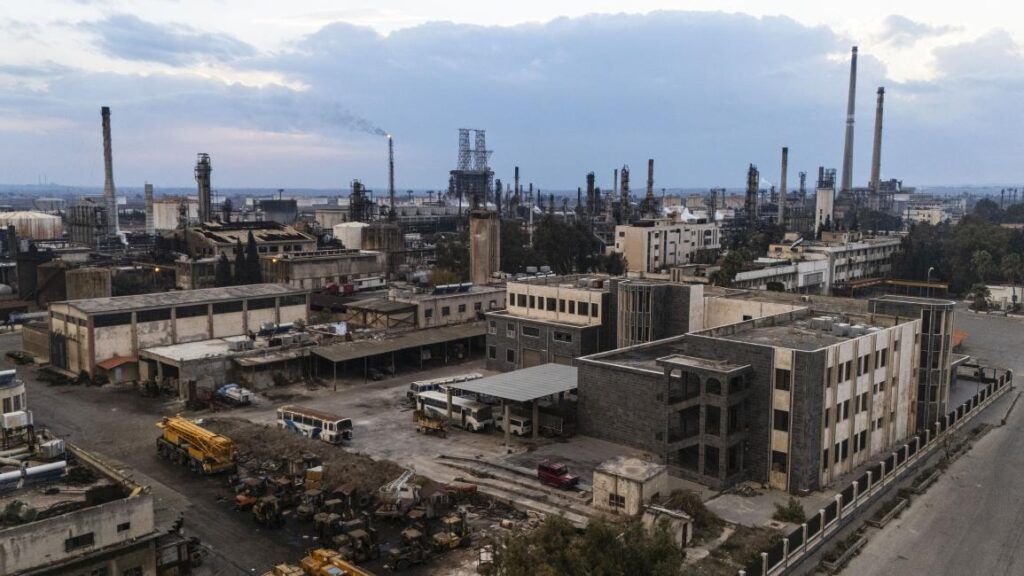 إغلاق مصفاة حمص