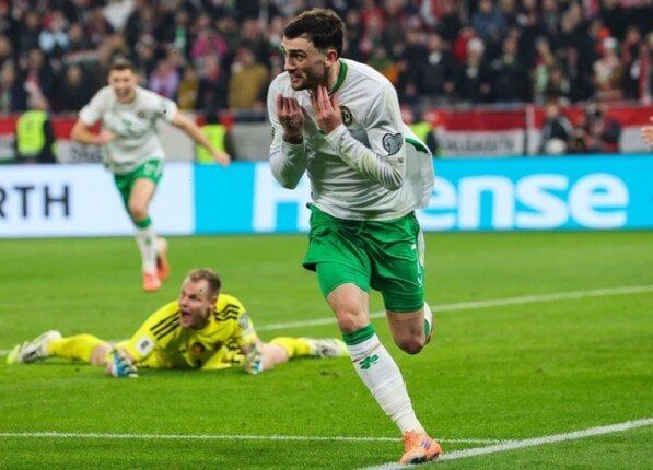 هاتريك باروت يمنح أيرلندا الصعود للملحق المؤهل لكأس العالم 2026 هاتريك باروت يمنح أيرلندا الصعود للملحق المؤهل لكأس العالم 2026