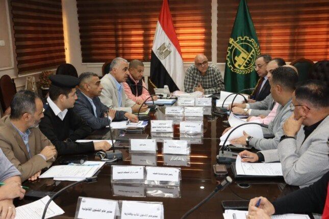 محافظ القليوبية يترأس اجتماع اللجنة العليا للإعلانات بالمحافظة محافظ القليوبية يترأس اجتماع اللجنة العليا للإعلانات بالمحافظة