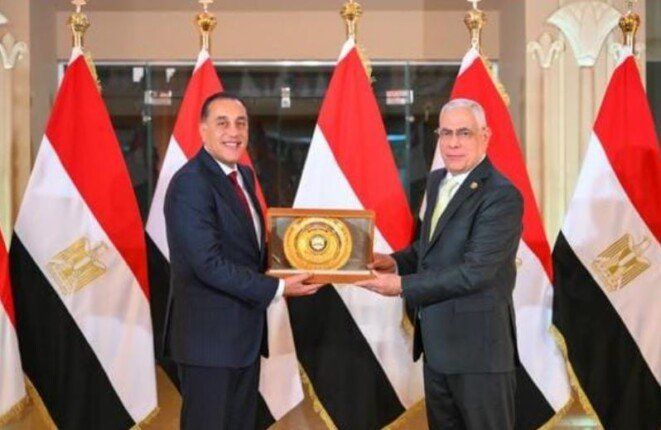 النيابة العامة تُحوِّل المضبوطات الذهبية إلى احتياطي استراتيجي للدولة النيابة العامة تُحوِّل المضبوطات الذهبية إلى احتياطي استراتيجي للدولة