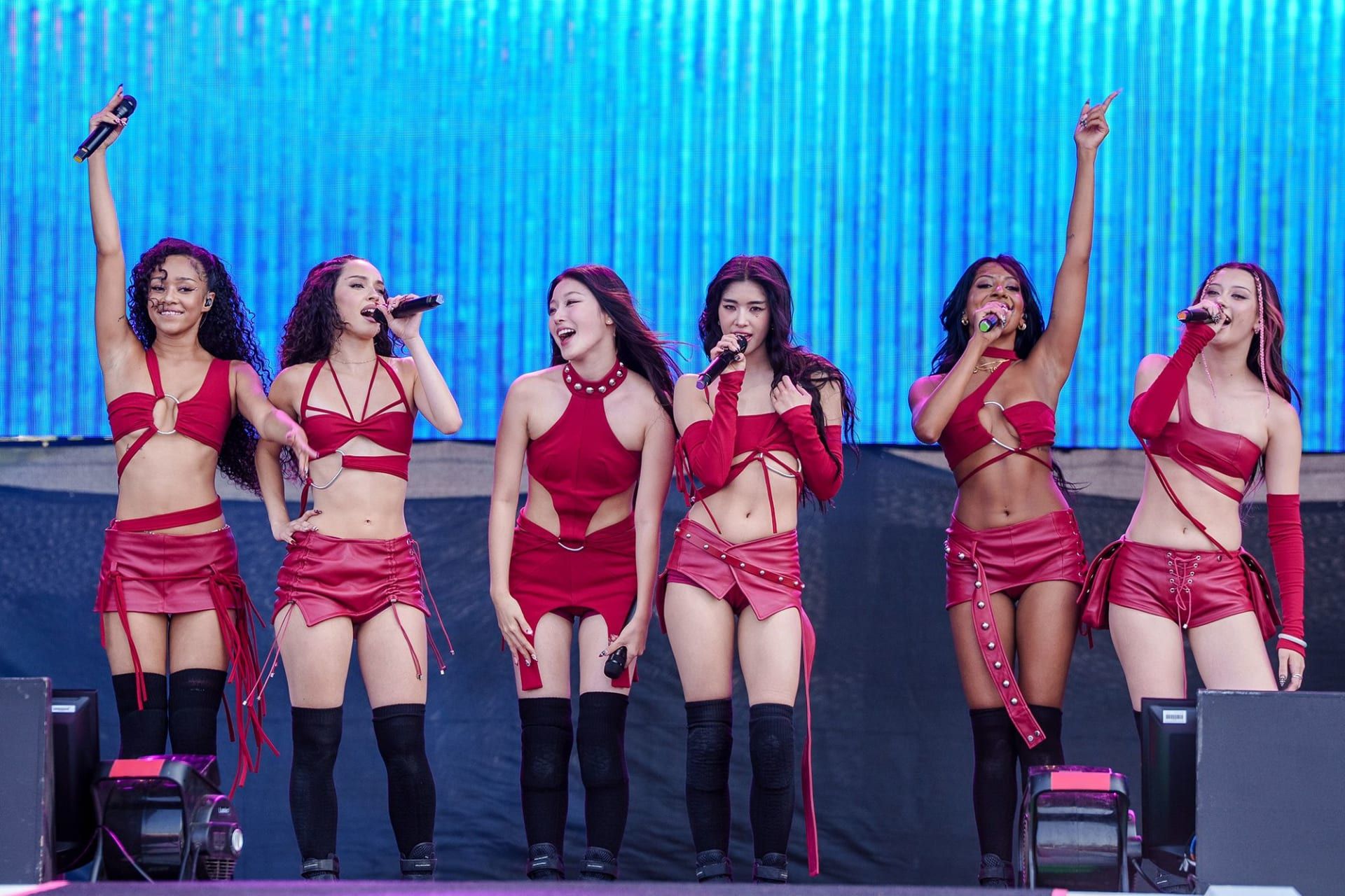 استقطبت فرقة