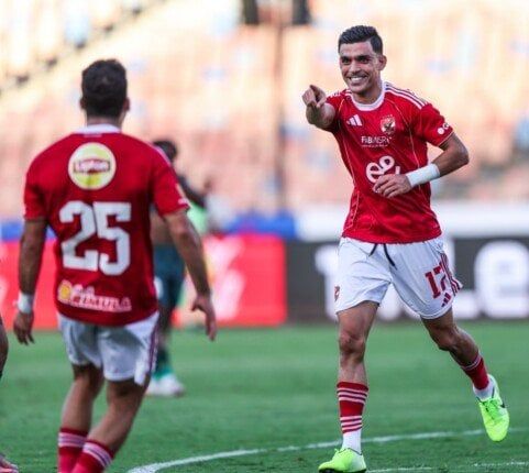 شوبير: بن شرقي استعاد بريقه في الأهلي.. ولا أزمة في تغييره أو جلوسه احتياطيًا شوبير: بن شرقي استعاد بريقه في الأهلي.. ولا أزمة في تغييره أو جلوسه احتياطيًا