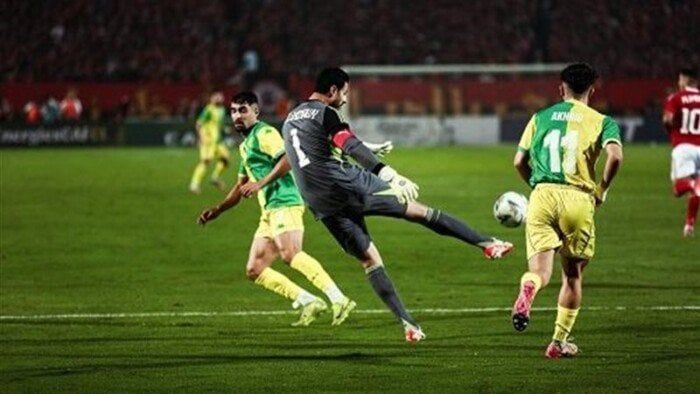 شوبير: إصابة الشناوي في العضلة الضامة.. والآشعة تحدد موقفه من السفر للمغرب شوبير: إصابة الشناوي في العضلة الضامة.. والآشعة تحدد موقفه من السفر للمغرب