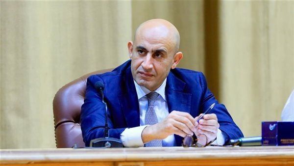 وزير التربية والتعليم محمد أحمد عبداللطيف رمضان