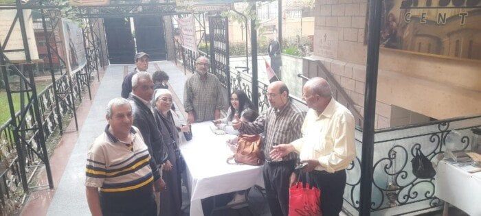 لجان متخصصة بكنائس بورسعيد لمساعدة المواطنين لمعرفة مقراتهم الإنتخابية لجان متخصصة بكنائس بورسعيد لمساعدة المواطنين لمعرفة مقراتهم الإنتخابية