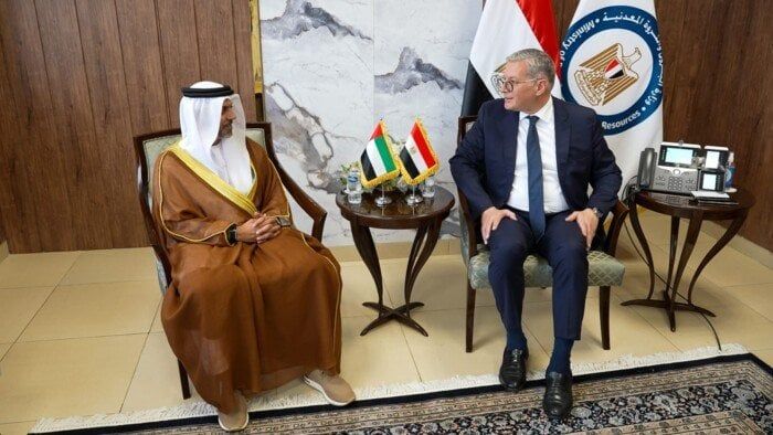 «الفجيرة» تواصل إقامة منطقة لوجستية لتخزين وتداول المنتجات البترولية في ميناء الحمراء بالعلمين «الفجيرة» تواصل إقامة منطقة لوجستية لتخزين وتداول المنتجات البترولية في ميناء الحمراء بالعلمين