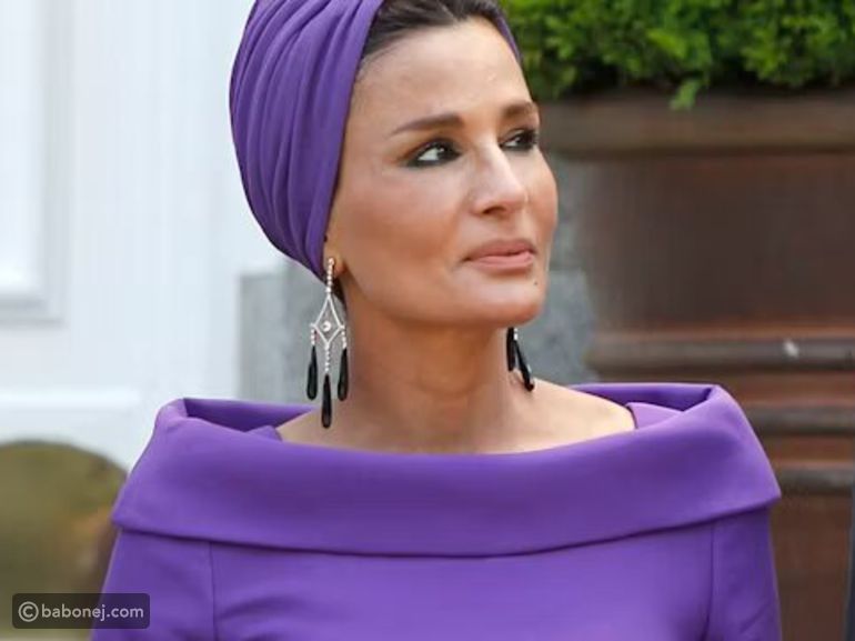 اطلالة الشيخة موزة تخطف الأنظار في زفاف ولي العهد الأردني