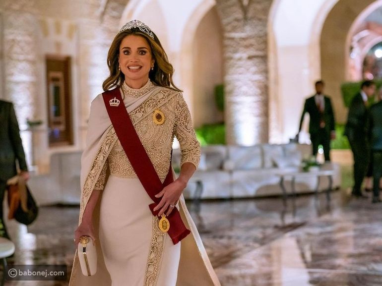 إطلالة الملكة رانيا الثانية في العرس الملكي