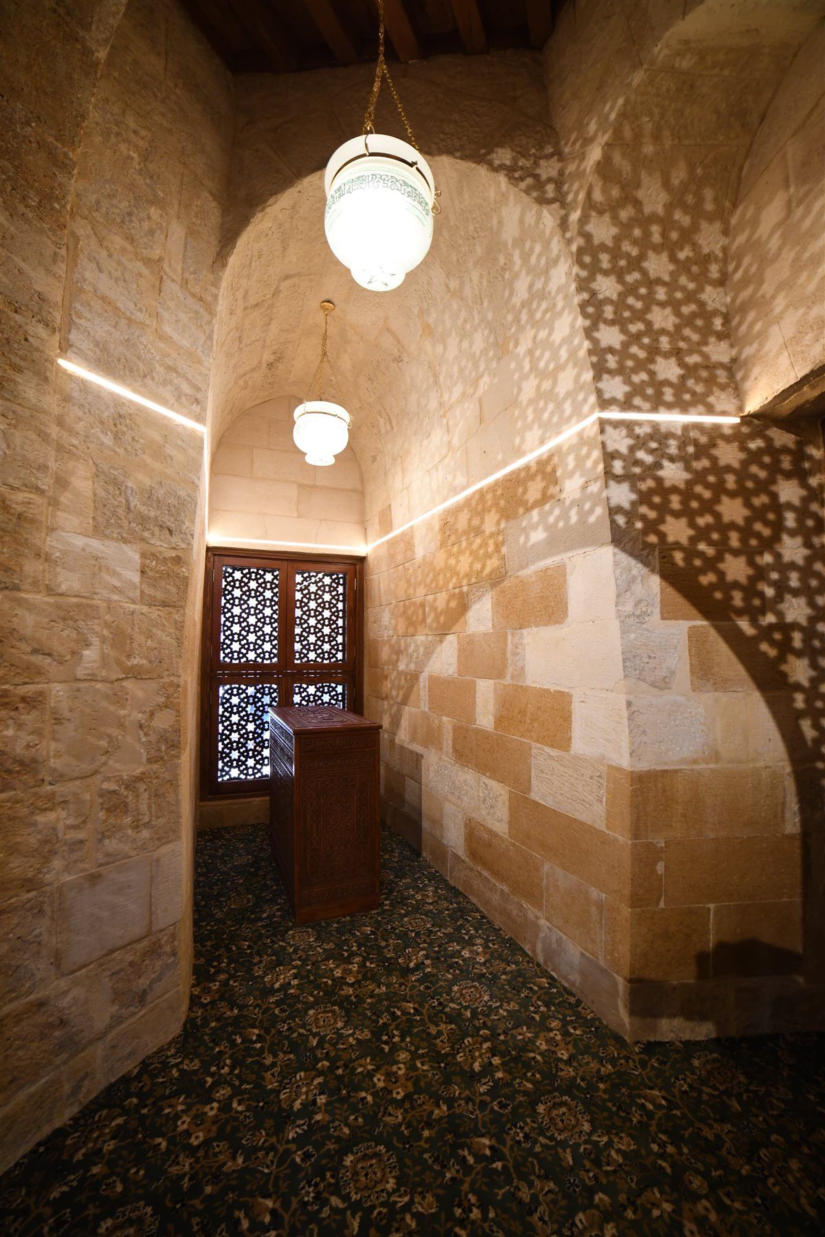 baadb0766d.jpg