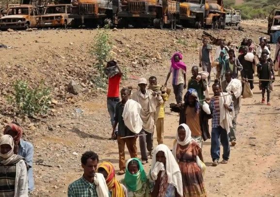 نزوح إثيوبي جديد مئات الفارين من معارك تيجراي يعبرون إلى السودان
