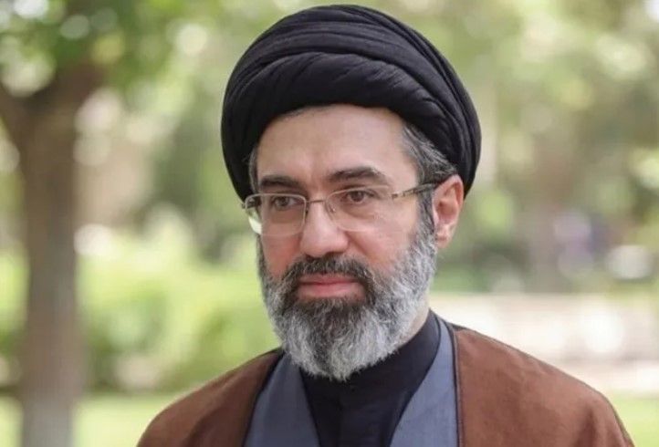 المرشد الإيراني مجتبى خامنئي