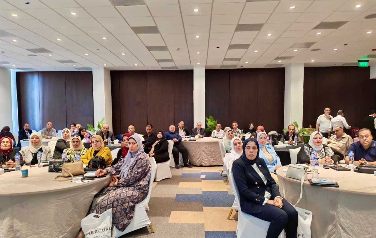 إطلاق المرحلة الرابعة بتدريب معلمي البكالوريا على تدريس مادتي الثقافة المالية والبرمجة
